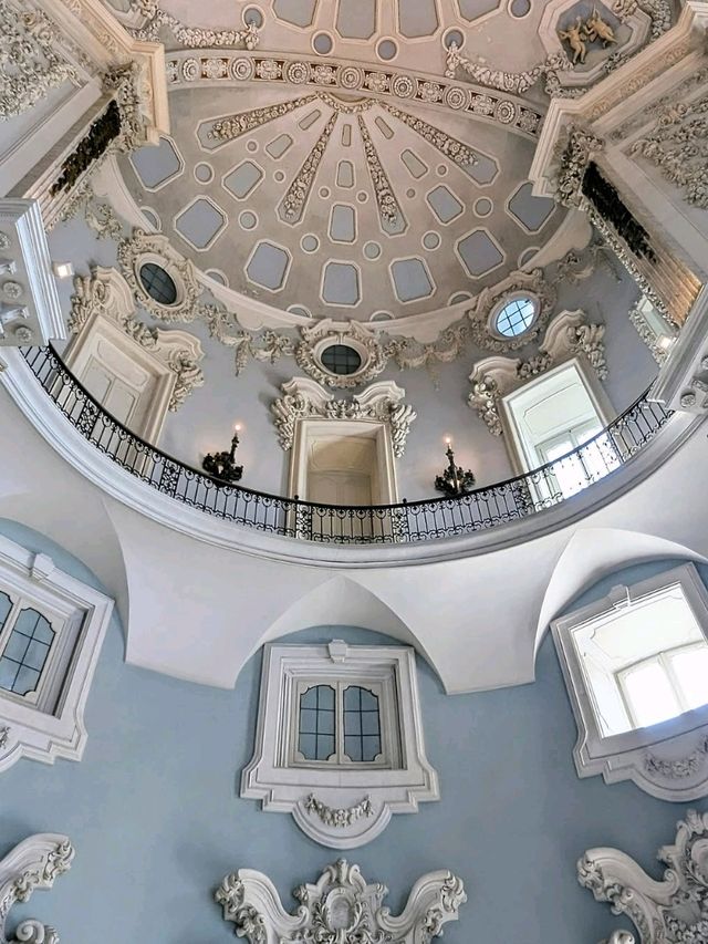 🏰 Borromeo Palace: Baroque Splendor on a Floating Island 🇮🇹🌸