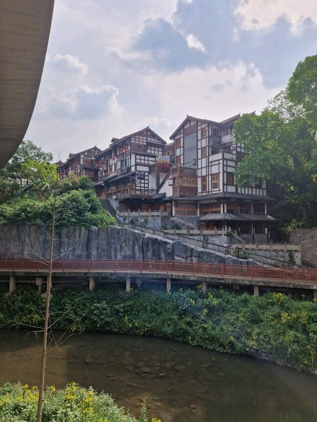 Own Chongqing in 3 Days with Just $100 🔥🇨🇳