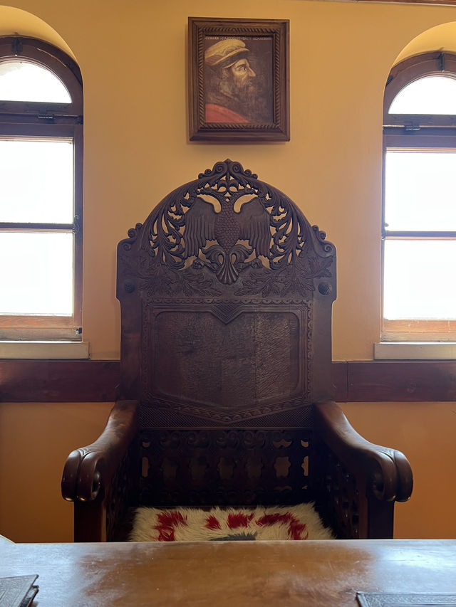 🇦🇱 阿爾巴尼亞斯坎德培博物館（Skanderbeg Museum） ⚔️