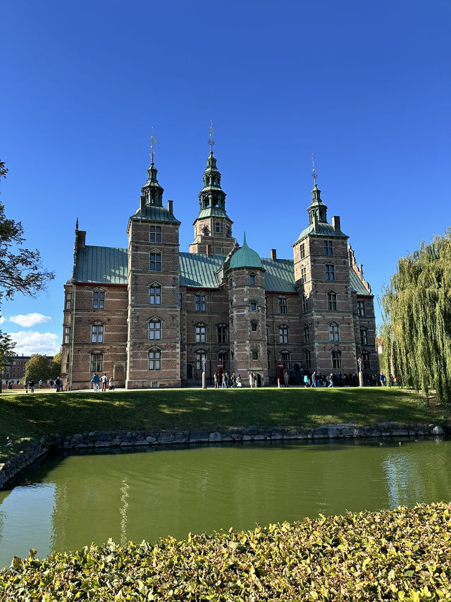 Copenhagen Trip: Walking around the Fairytale Royal Garden!