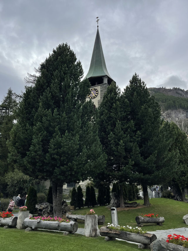 Zermatt: Alpine Serenity & Matterhorn Majesty 🏔️❄️✨
