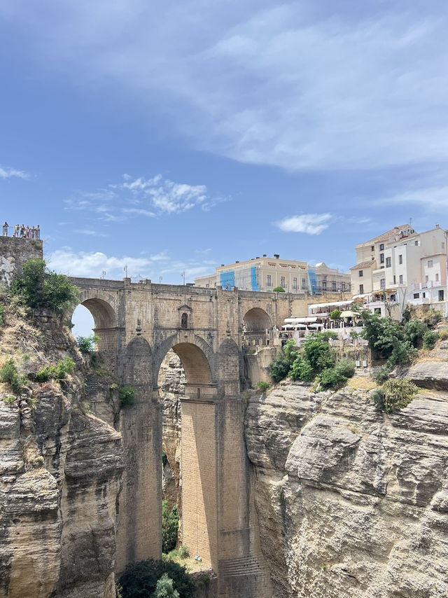 Day Trippin’ from Marbella to Ronda’s Legendary Bridge 🌉💦 Day Trippin’ from Marbella to Ronda’s Legendary Bridge 🌉💦