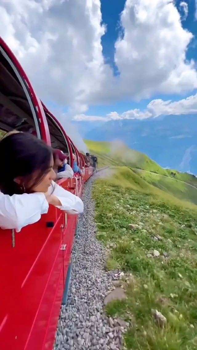 🚂 Amazing train view in Switzerland