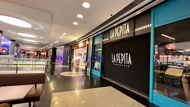 拉科魯尼亞馬里尼達休閒購物中心Marineda City
