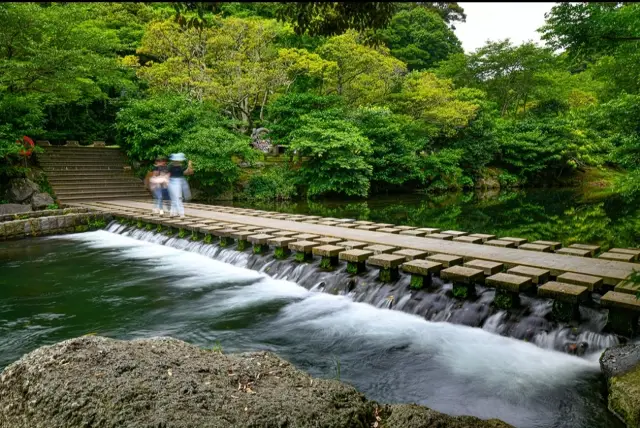 Jeju Island Attractions - Cheonjiyeon Waterfall