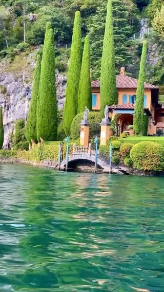 Enchantment Unveiled at Villa La Cassinella, Lake Como 🌄🏞️