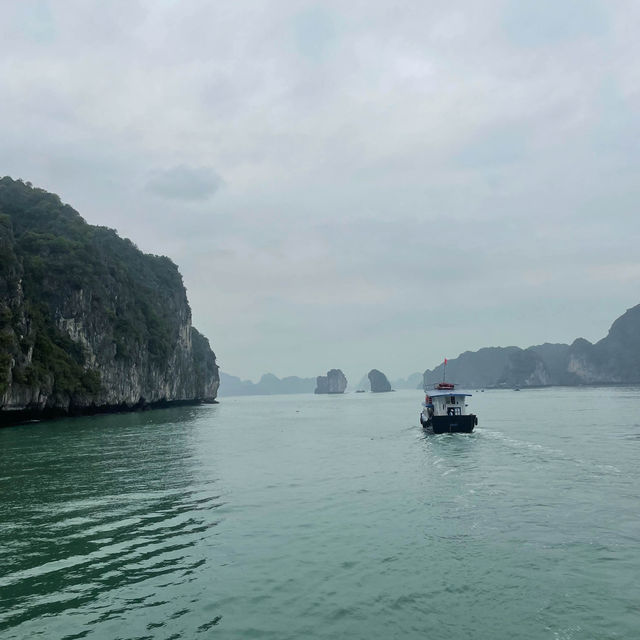 Skip Ha Long bay, visit Lan Ha bay instead 