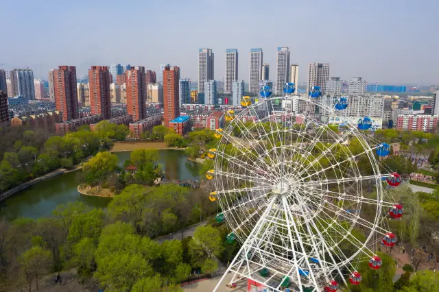 Anshan Qianshan Pear Blossom Festival