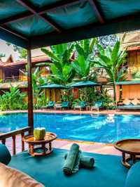 🌟 Siem Reap's Top Stays: Tropical Bliss & Colonial Elegance 🌴✨