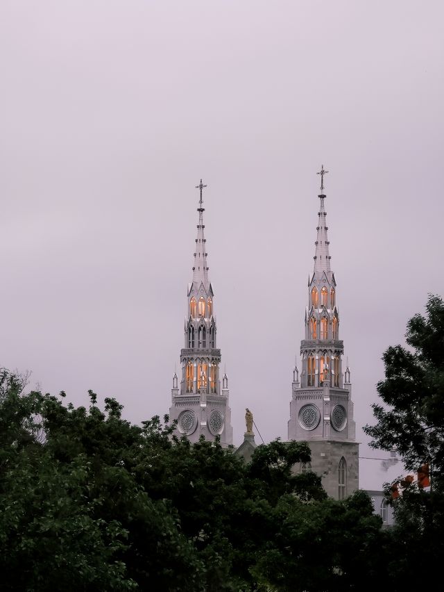 渥太華Ottawa｜小而精緻的聖母大教堂