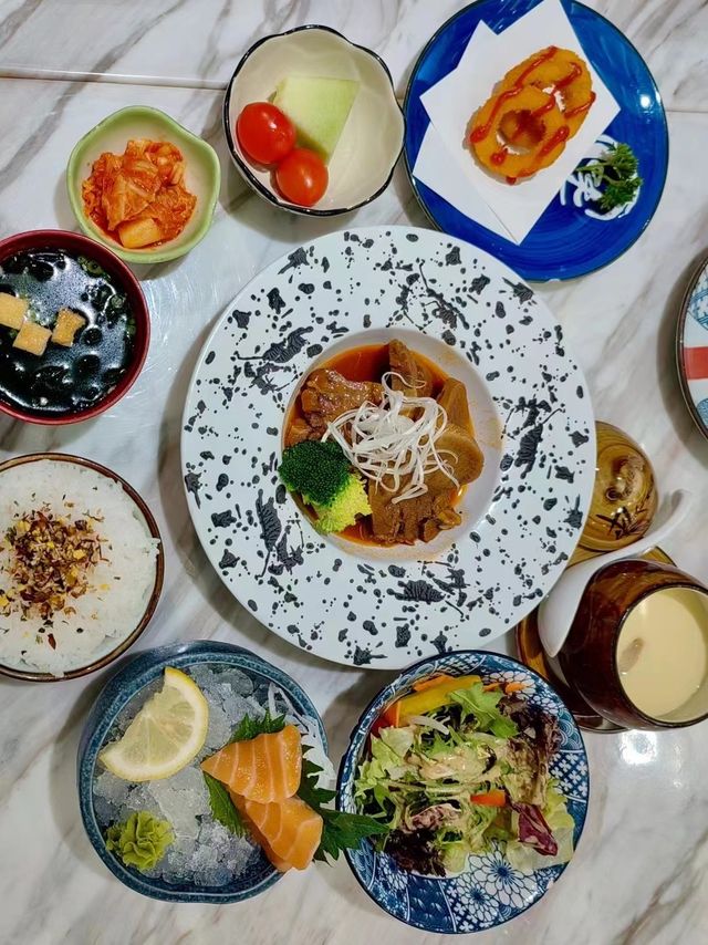 入住霖林雨溫泉酒店