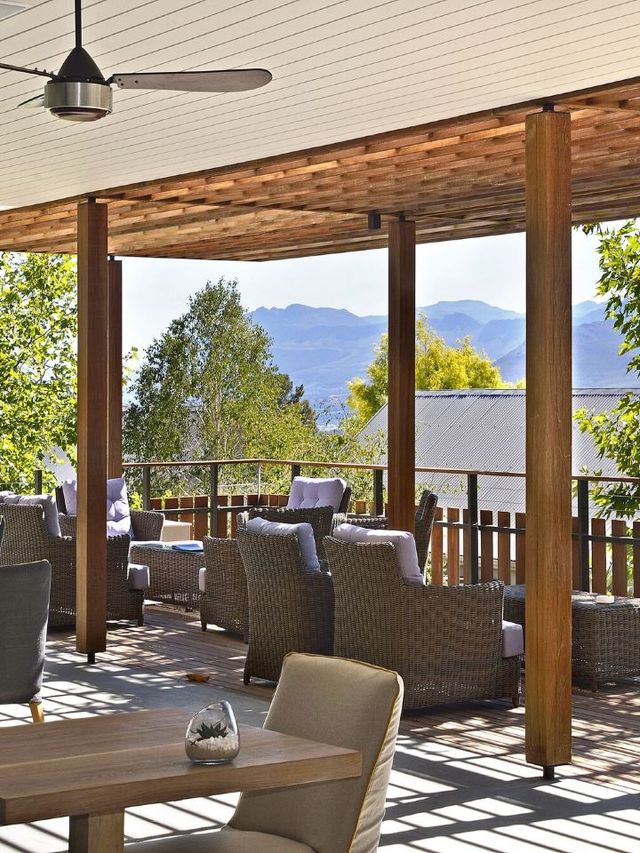 🍇✨ Cape Winelands' Hidden Gems: Boutique Stays! ✨🍷