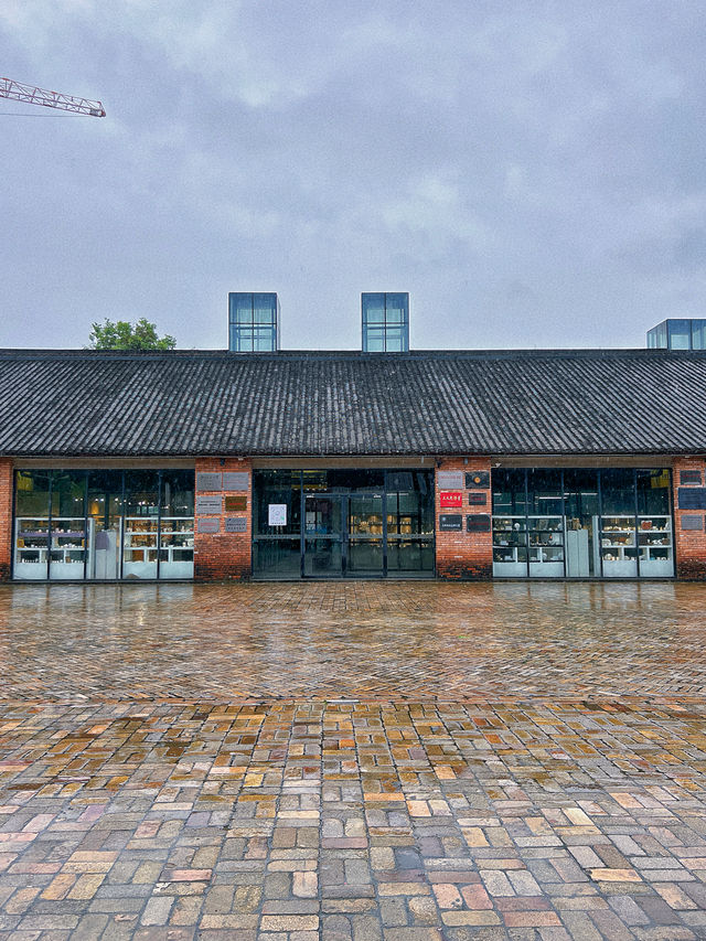 雨季暢遊陶溪川文創街區