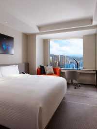 🌟 Taipei's Top Stays: Dreamy Lights & City Delights 🌟