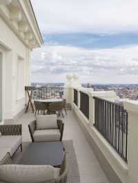 🌟 Madrid's Must-Stay: Riu Plaza España 🏨✨