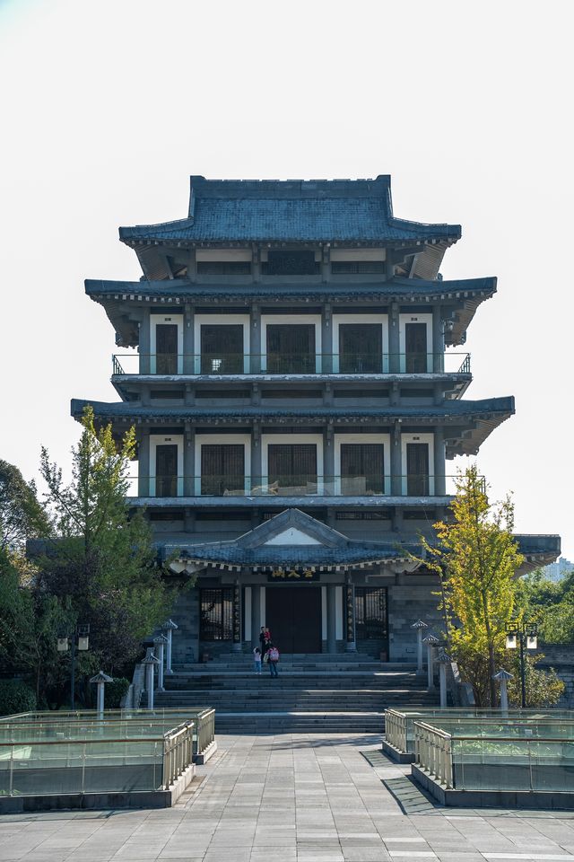 貴陽孔學堂，隱藏在青山綠水間的旅遊勝地。