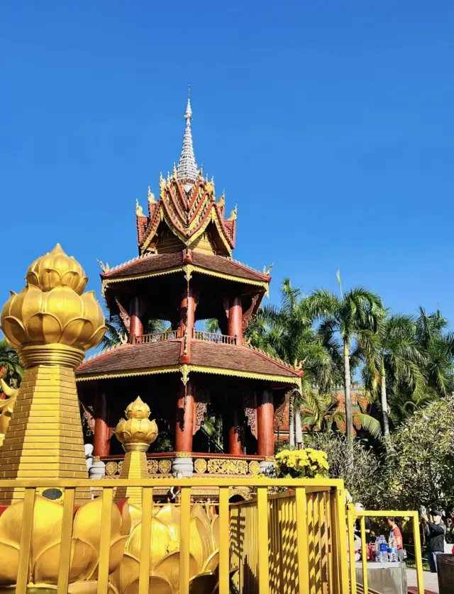 Wat Phra That Doi Suthep Travel Guide