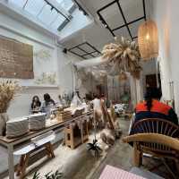 Goregous cafe