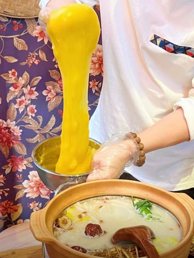 鄭記蹄花煲，軟糯美味超有料