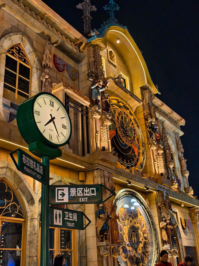🌃深圳梅拉尼亞小鎮的迷人夜景
