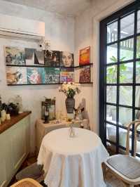 Hidden cafe in Shanghai 