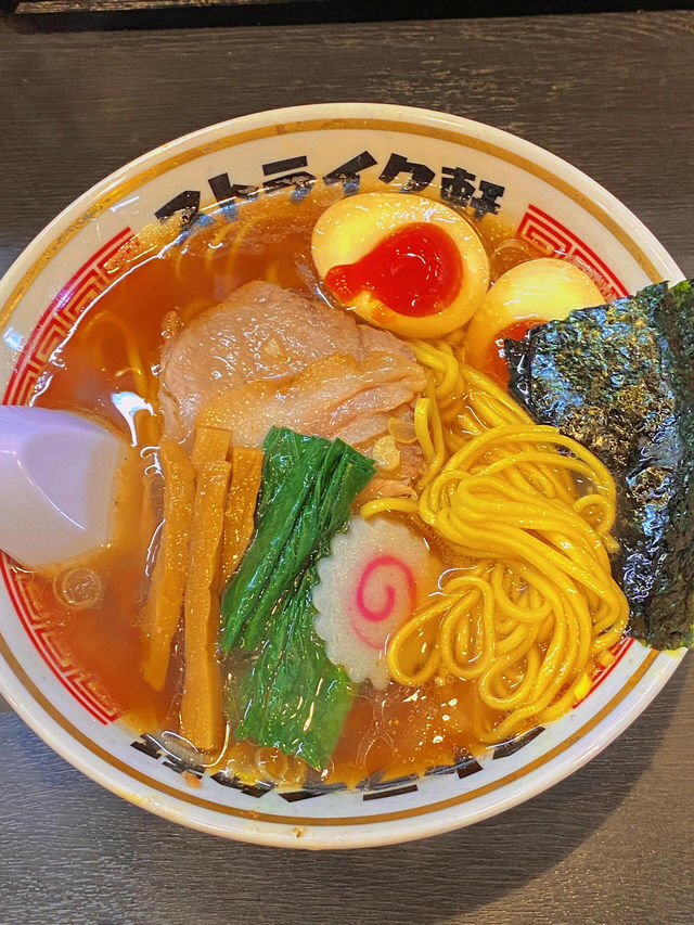 大阪必吃！連續六年霸榜的神仙拉麵🍜