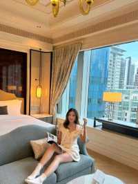 Singapore St. Regis Hotel is super Luxurious ❤️🇸🇬