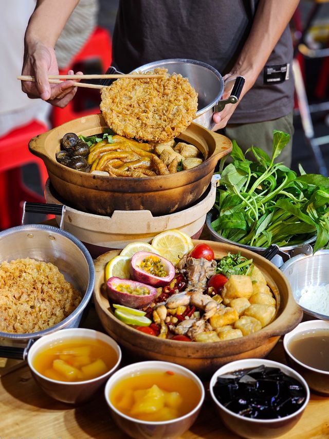城中村挖到寶！市井氣息裡感受嗦粉嘅快樂同朋友食宵夜
