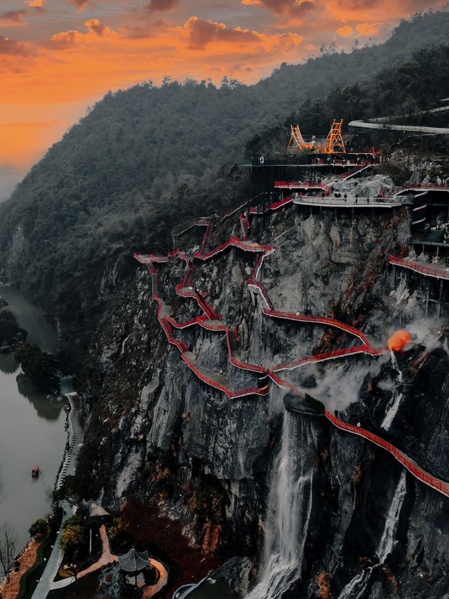 杭州懸崖上的仙俠世界 小眾寶藏樂園