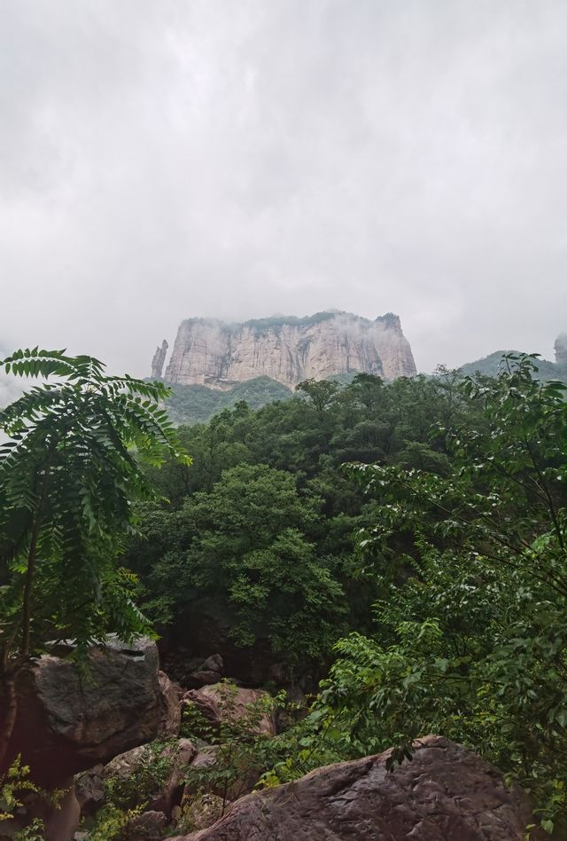 八里溝山水秘境避暑戲水休閒遊