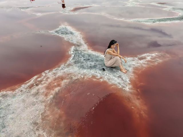騰格里沙漠,五湖穿越 邂逅烏蘭湖。 騰格里沙漠,五湖穿越 邂逅烏蘭湖。