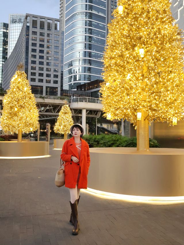 廣州聖誕必拍!K11金色聖誕樹亮燈美哭了 廣州聖誕必拍!K11金色聖誕樹亮燈美哭了