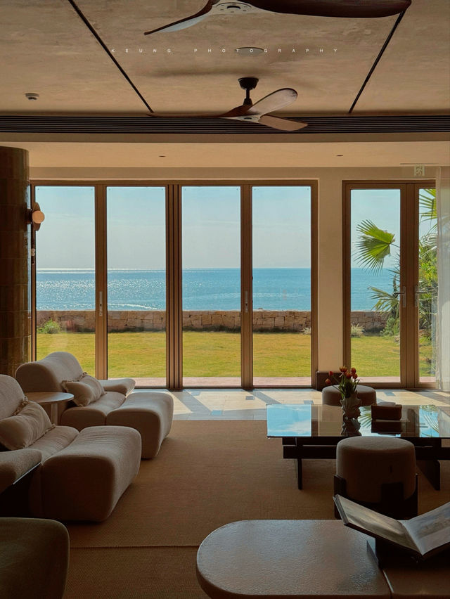 深圳松善｜住進紅牆藍海間的隱世美學度假地