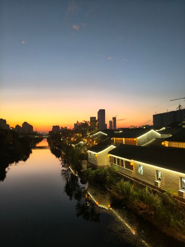 杭州夢想小鎮打卡攻略日咖夜酒文藝范兒拉滿！