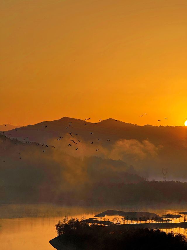 皖南川藏線核心住宿攻略:為什麼資深玩家都選擇在板橋村停留 皖南川藏線核心住宿攻略:為什麼資深玩家都選擇在板橋村停留