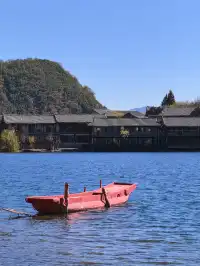 在瀘沽湖酒店看到晨霧！12.5實拍