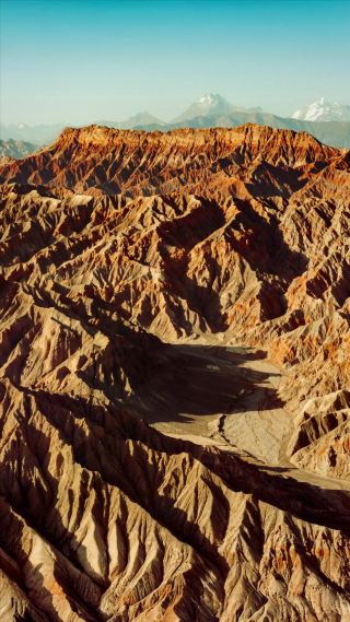 南疆の秘境！温宿大峡谷の野性のロマンス、自家用車で1.5時間かけて億年の秘境へ突入