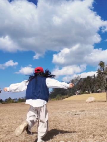 Falling in love with Tengchong is so easy: hot springs, volcanoes, and tea plantations – a healing winter getaway.