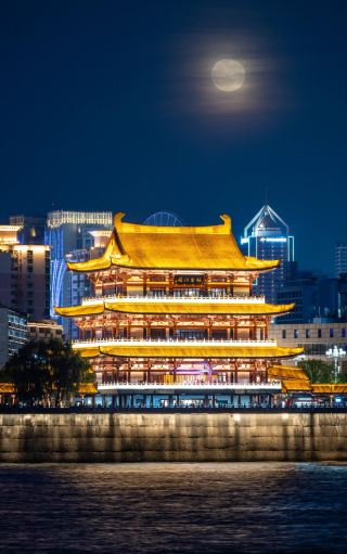 ตึกตู้ฝูเจียงเก๋อฉางซาใต้แสงจันทร์ยามค่ำคืน