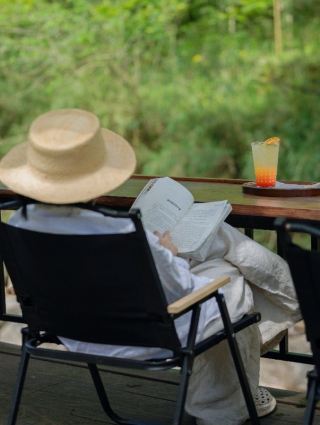 Chengdu in just 1.5 hours! Enjoy your ideal mountain retreat for just over 100 RMB per person.