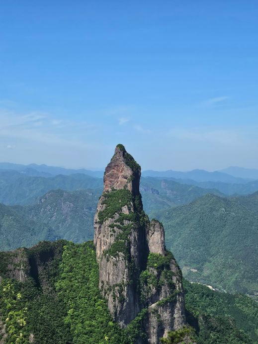 RAKUDA shina FARSHINA × OLD MOUNTAIN Shenxianju: A fairyland on the cliff, like stepping into a