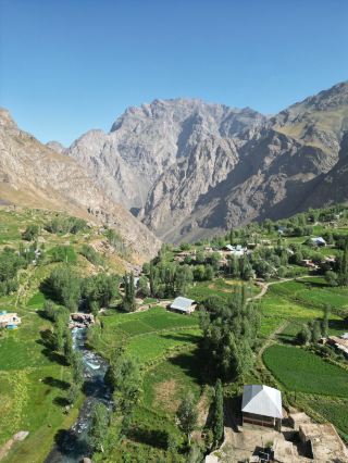 Exceptional Driver and Memorable Pamir Highway Experience