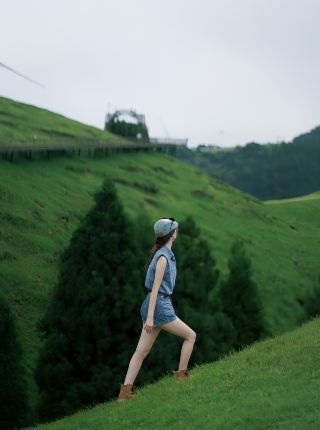 中秋の山野リゾート、仰天湖大草原で月を愛でる、望月山居の竹林で月見を