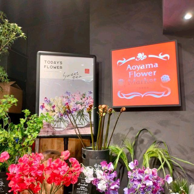 【大阪 なんば】なんばウォークに花屋さん✨サプライズにいかが😊