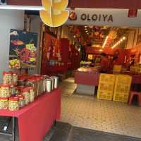 Red Red with OLOIYA 