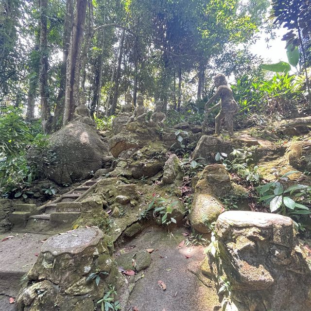 Magic Garden น้ำตกตานิ่ม