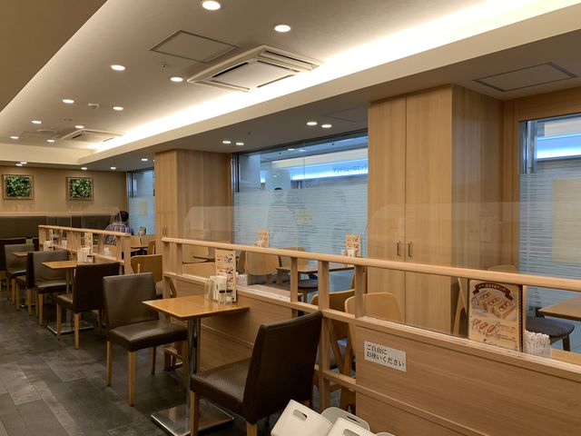 名古屋　名古屋グルメ　名古屋コンパルのエビフライサンドが絶品だった！