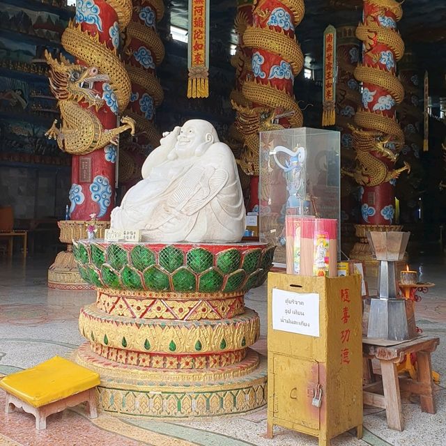 เที่ยวชมความสวยงาม..วัดเขารูปช้าง..ปาดังเบซาร์