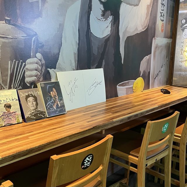 【大阪・難波】韓国の国民的人気歌手がプロデュースした韓国居酒屋「元祖 ソジュハンジャン 大阪1号店」