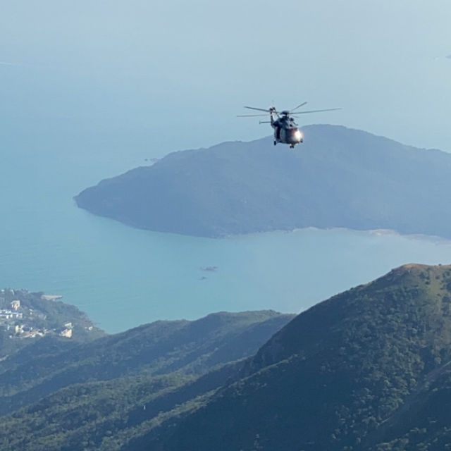 香港🇭🇰｜🌟行山必選之一 - 大嶼山鳳凰徑的壯麗徒步之旅 ⛰️